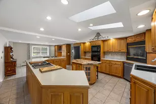 171 Gifford Rd, Westport, MA 02790 - Photo 10