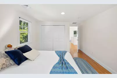 64 Randolph St, Falmouth, MA 02536 - Photo 28