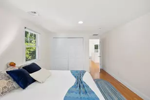 64 Randolph St, Falmouth, MA 02536 - Photo 28