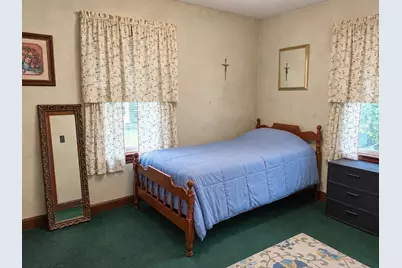 18 Clement Ave, Peabody, MA 01960 - Photo 16