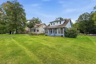 102 Tiffany St, Springfield, MA 01108 - Photo 8