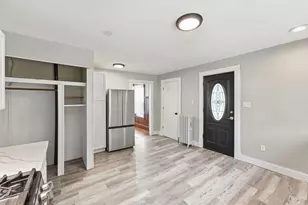 102 Tiffany St, Springfield, MA 01108 - Photo 10