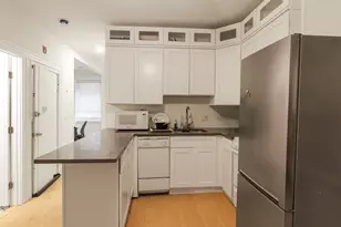 22 Irving St, Boston, MA 02114 - Photo 2
