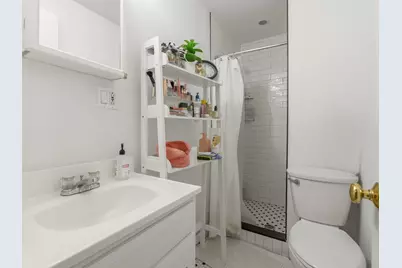22 Irving St #2, Boston, MA 02114 - Photo 8