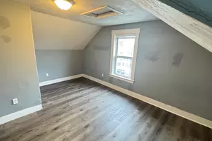 102 3rd St, Lowell, MA 01850 - Photo 10