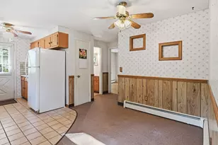 172 Barna St, Ludlow, MA 01056 - Photo 16