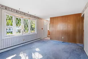 172 Barna St, Ludlow, MA 01056 - Photo 6