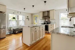 12 Butler St, Medford, MA 02155 - Photo 4