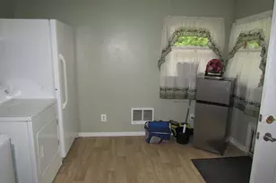 10 Bartlett St, South Hadley, MA 01075 - Photo 10