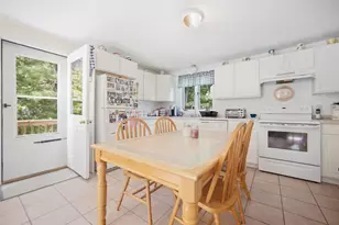 307 Elm St, Kingston, MA 02364 - Photo 6