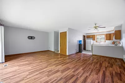 220 Beekman Dr #220, Agawam, MA 01001 - Photo 8