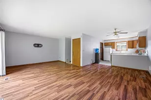 220 Beekman Dr, Agawam, MA 01001 - Photo 8