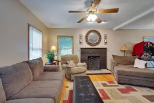 8 Otter Pond Rd, Lynnfield, MA 01940 - Photo 8