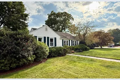 252 Fairview Ave, Brockton, MA 02301 - Photo 2