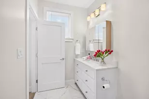 1246 Broadway, Somerville, MA 02144 - Photo 18