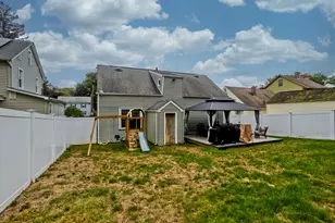 122 Hartford Terrace, Springfield, MA 01118 - Photo 28