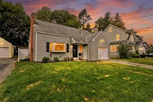 122 Hartford Terrace, Springfield, MA 01118 - Photo 2