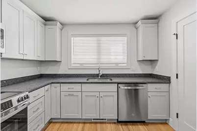 2492 South Main Street #4A, Fall River, MA 02724 - Photo 2