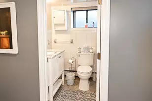 64 Sprague St, Revere, MA 02151 - Photo 26