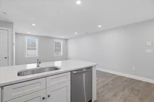 206 Central St, Avon, MA 02332 - Photo 6
