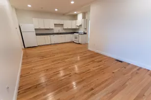 68 Claflin St, Framingham, MA 01702 - Photo 8