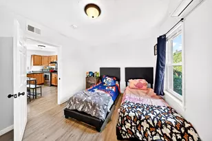 16 Murray St, Fall River, MA 02720 - Photo 12