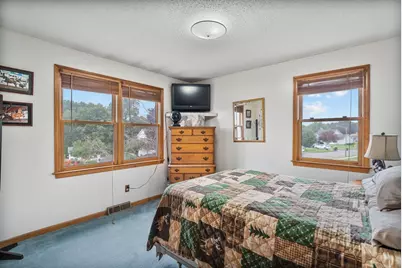 8 Oriole Dr, Agawam, MA 01030 - Photo 20