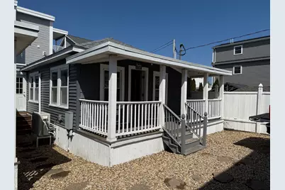 7 Dover Avenue, Hampton, NH 03842 - Photo 2