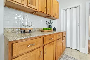 73 West St, Malden, MA 02148 - Photo 12