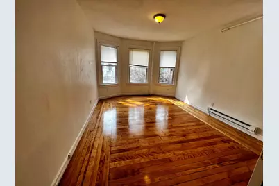 3-5 Woodbine St #1, Worcester, MA 01603 - Photo 1