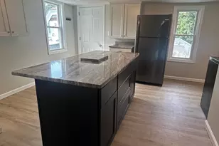 30 Wilbur St, Taunton, MA 02780 - Photo 2
