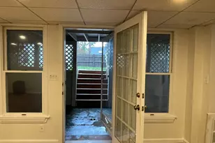 35 Williams Ave, Boston, MA 02136 - Photo 8