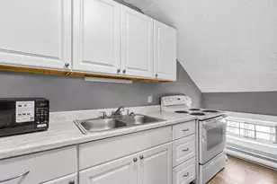 121-129 Fulton St, Fall River, MA 02720 - Photo 28