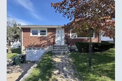 108 Brookline St, Watertown, MA 02472 - Photo 2