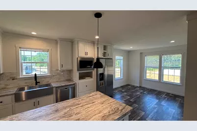 24 Pinrock Drive, Sturbridge, MA 01566 - Photo 4