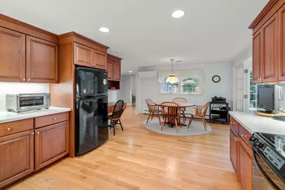 9 Oakley Rd, Dover, MA 02030 - Photo 6