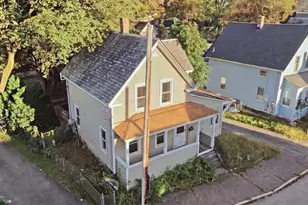 45 Townsend St, Fitchburg, MA 01420 - Photo 2