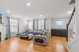 1400 Gorham St, Lowell, MA 01852 - Photo 10