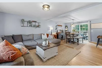 982 Dighton Woods Cir, Dighton, MA 02715 - Photo 10