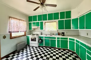 4 Kerr Ave, Adams, MA 01220 - Photo 8