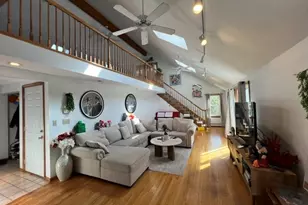 330 Pelham Rd, Dracut, MA 01826 - Photo 8