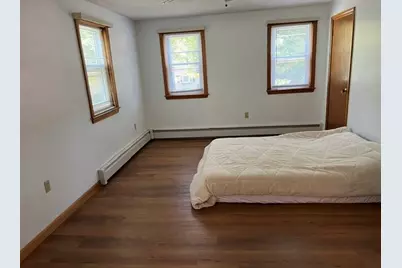 330 Pelham Road, Dracut, MA 01826 - Photo 18
