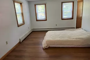 330 Pelham Rd, Dracut, MA 01826 - Photo 18