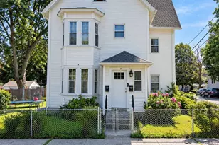 79 Oak St, Springfield, MA 01151 - Photo 1