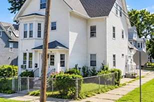 79 Oak St, Springfield, MA 01151 - Photo 2