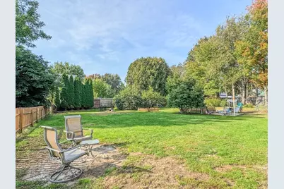 33 Pleasant Street, Deerfield, MA 01373 - Photo 32