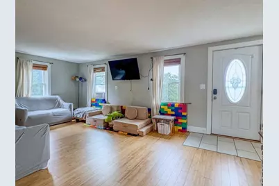33 Pleasant Street, Deerfield, MA 01373 - Photo 22
