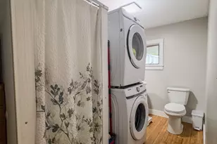 33 Pleasant St, Deerfield, MA 01373 - Photo 24