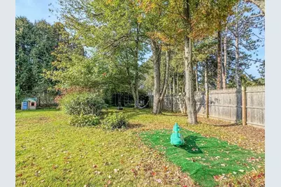 33 Pleasant Street, Deerfield, MA 01373 - Photo 34