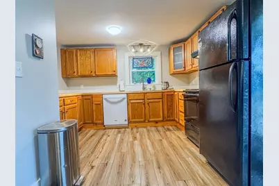 33 Pleasant Street, Deerfield, MA 01373 - Photo 10